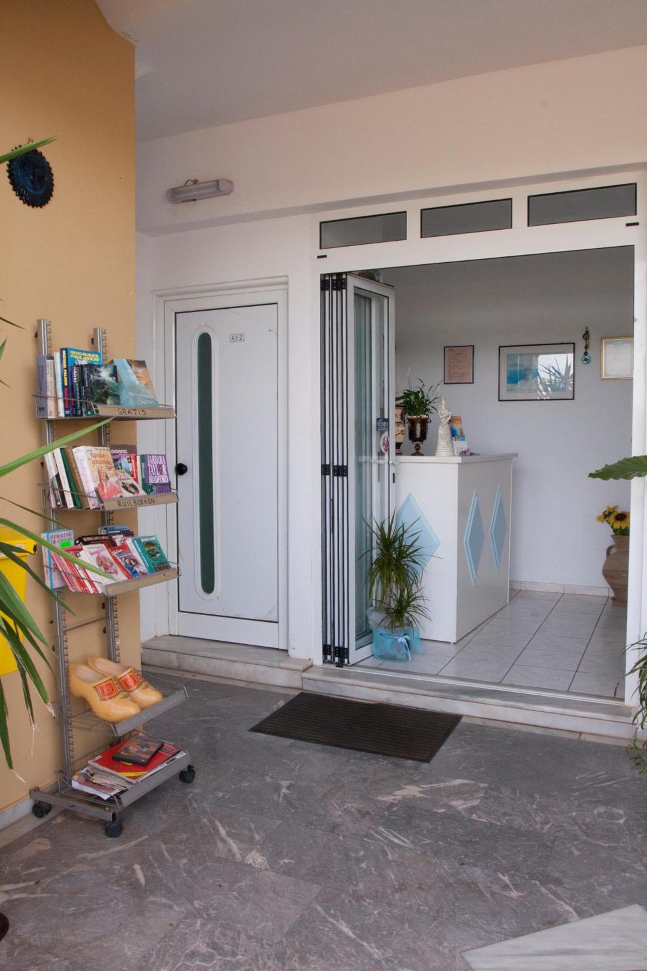 Malia Star Apartments Luaran gambar